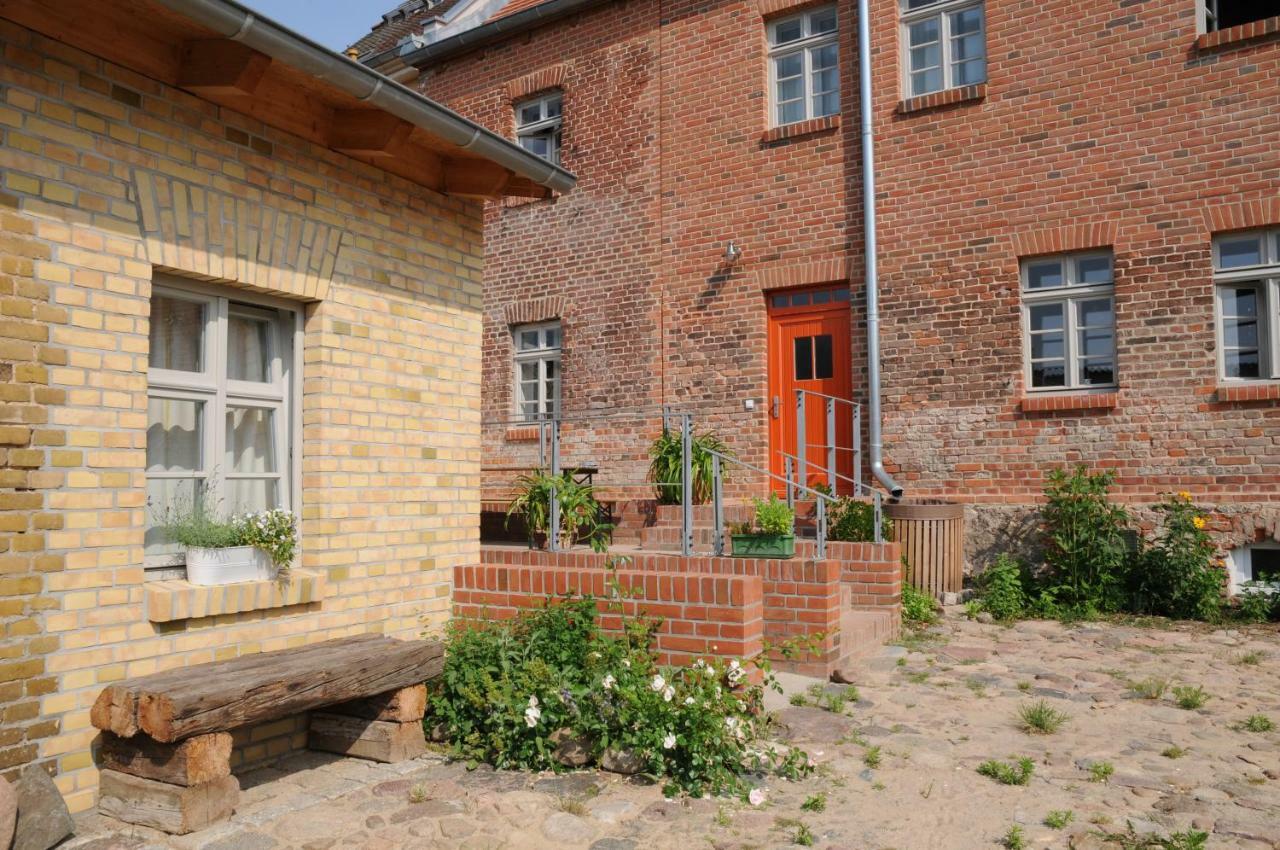 Mirabellenhof-Fewo Mit Terrasse Biesenthal Экстерьер фото